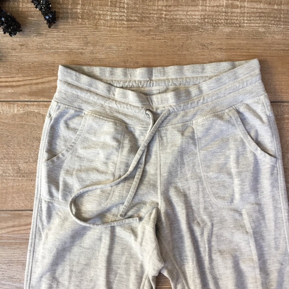 *SOLD*   32 Degrees Heat Women’s Fleece Joggers - Picture 2 of 8